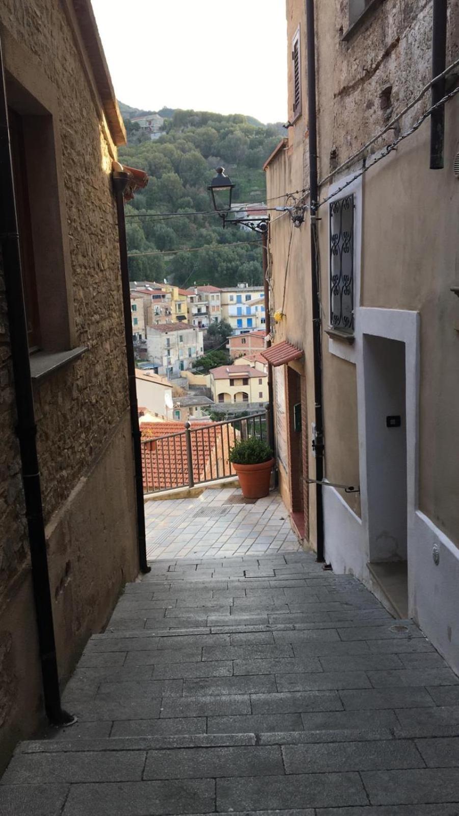 La Casa Del Maestro Attico Apartment Pisciotta